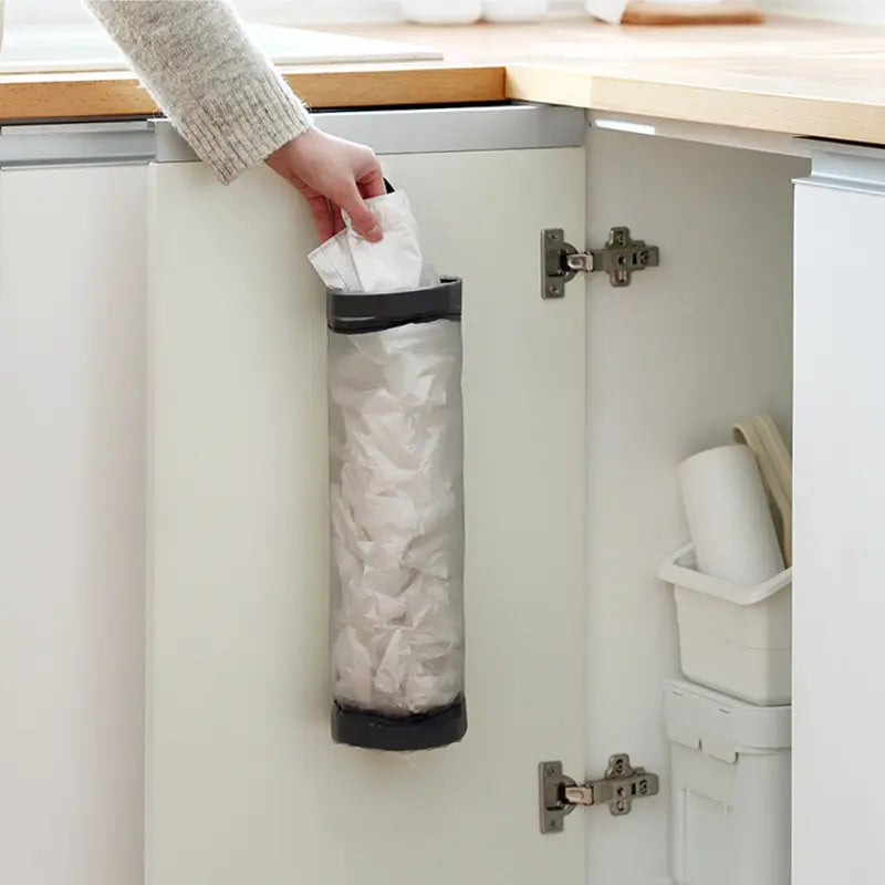 Rangement mural pour sacs en plastique